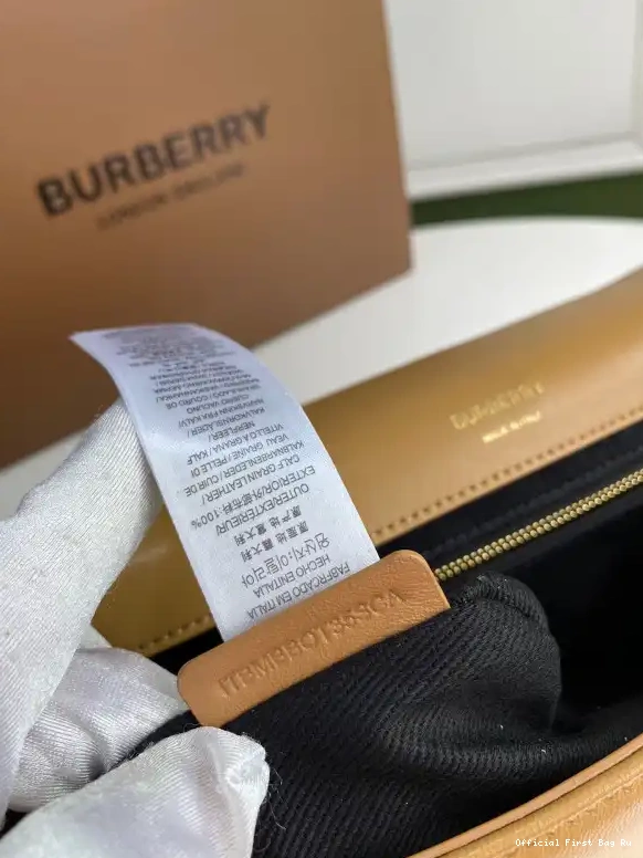 Official FirstBag Ru BURBERRY MEDIUM Lola Bag 0504